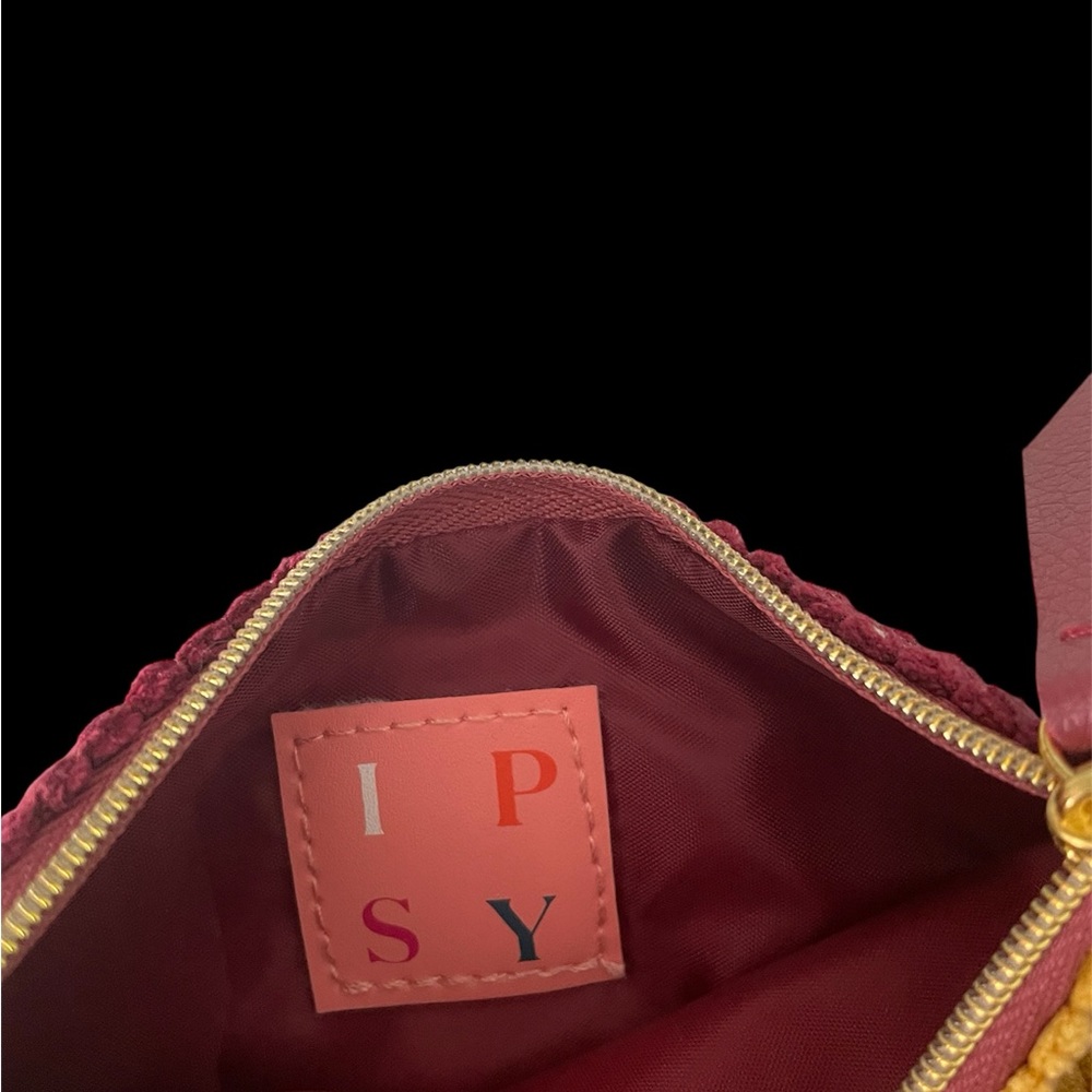 Ipsy 7" x 5" cosmetic case - corduroy style with zipper pull - Picture 7 of 8